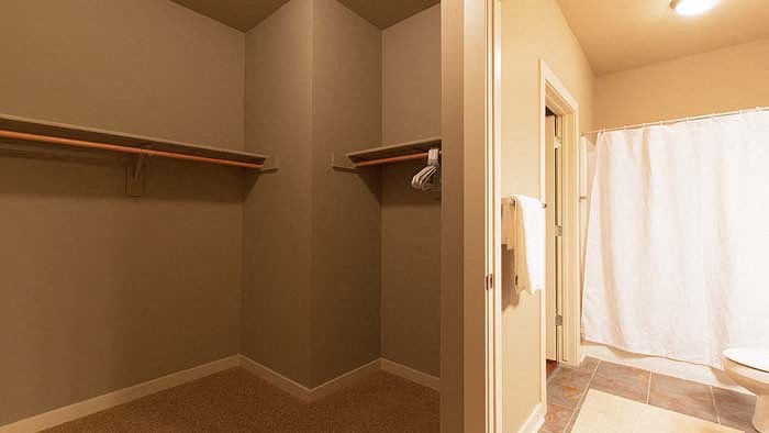 Gallery Photo 6